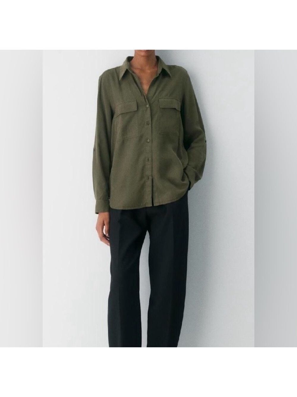 606. The Group Babaton Khaki Green Button-Down Shirt